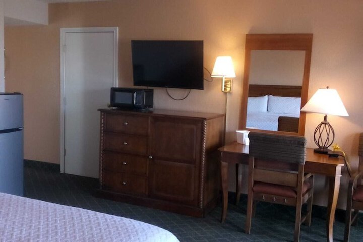 Room 10 of 23