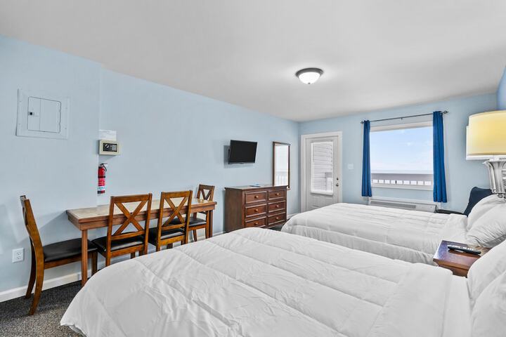 Room 30 of 78