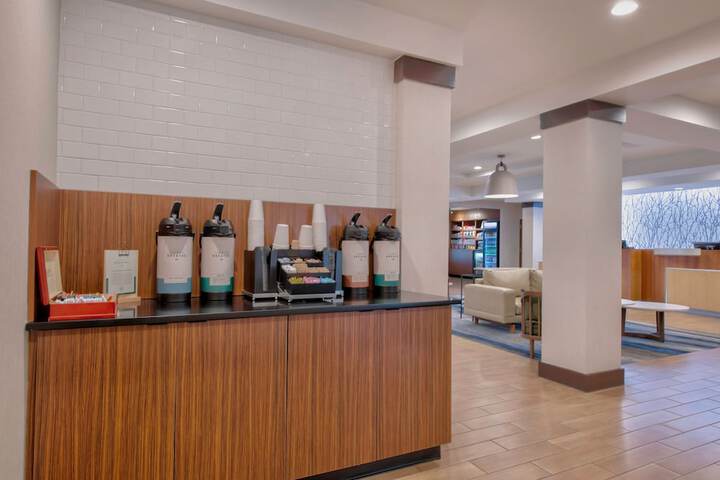Fairfield Inn & Suites by Marriott Greenwood