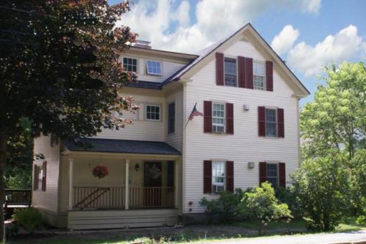 Little River Bed and Breakfast