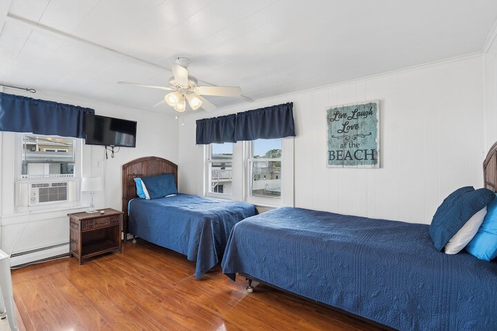 Atlantis Motel