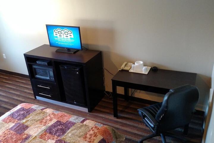 Room 17 of 25