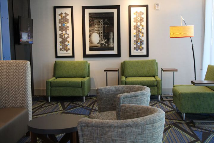 Hotel 5 of 148