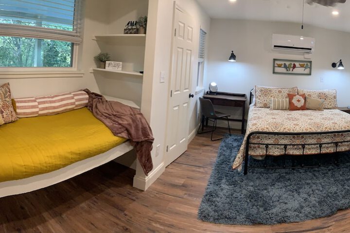 Room 53 of 110