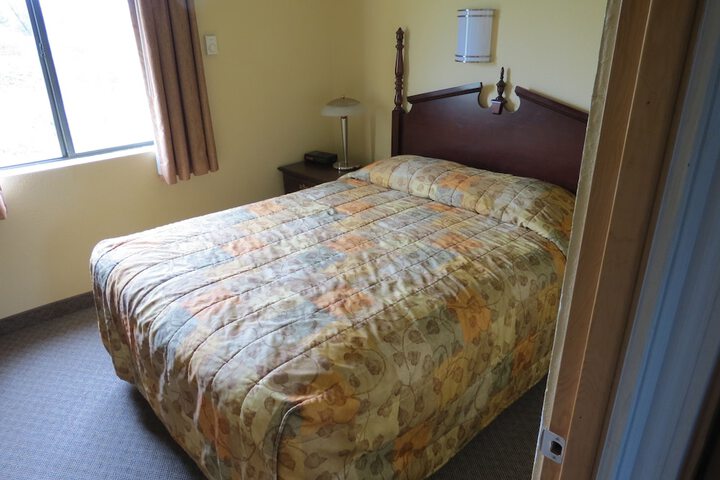Western Royal Inn
