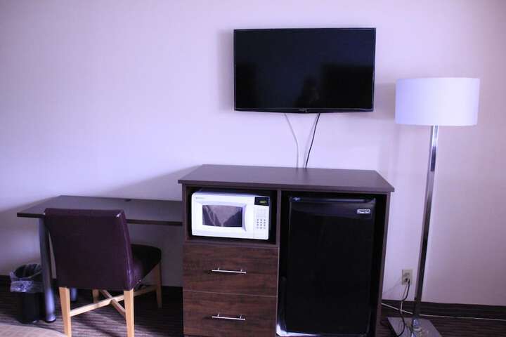 Room 27 of 32