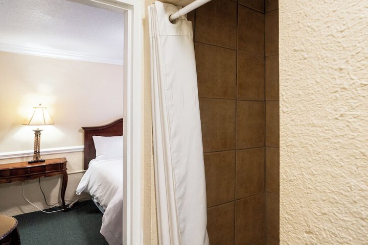 Lake Lure Inn & Spa