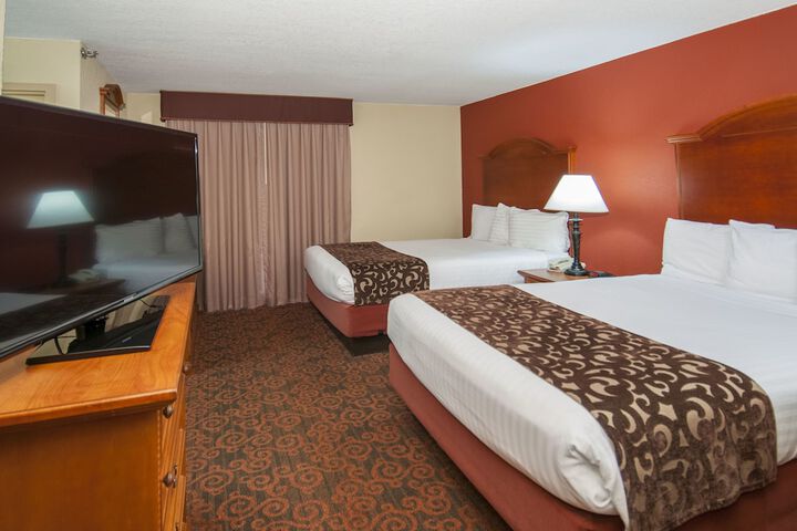 Room 32 of 40