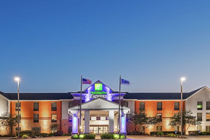 Hotel 4 of 85
