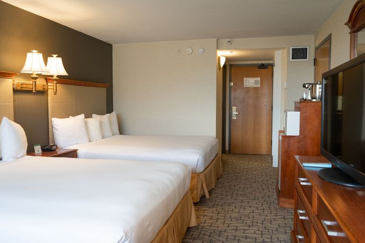 Room 36 of 62