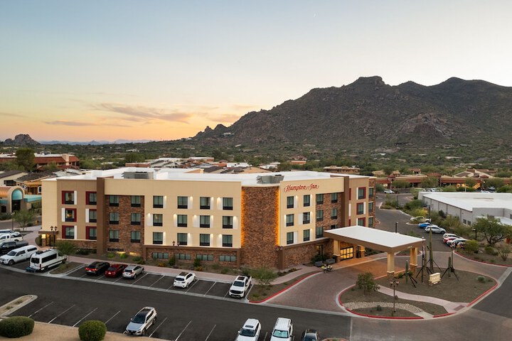 Hotel 2 of 63