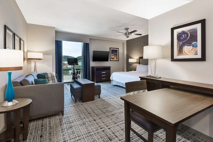 Room 34 of 54