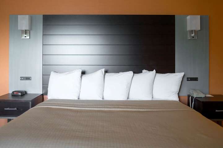 Room 28 of 42