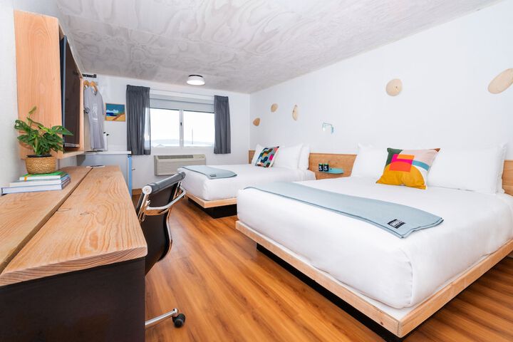Room 16 of 27