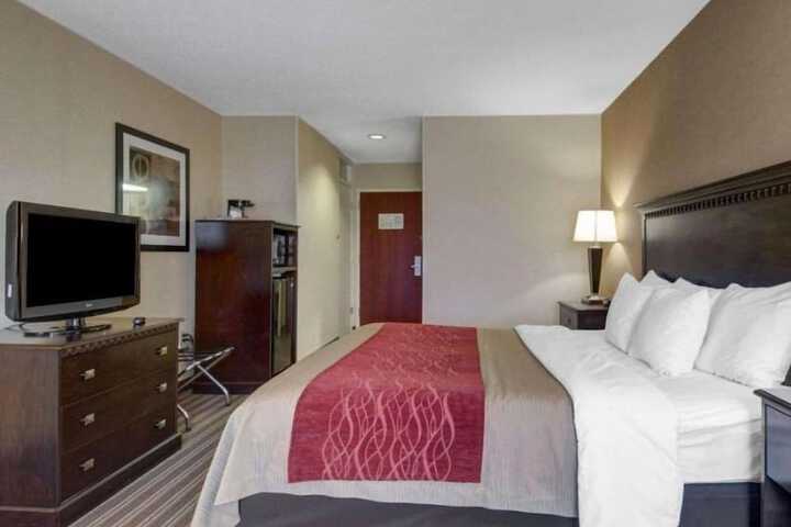 Room 16 of 27