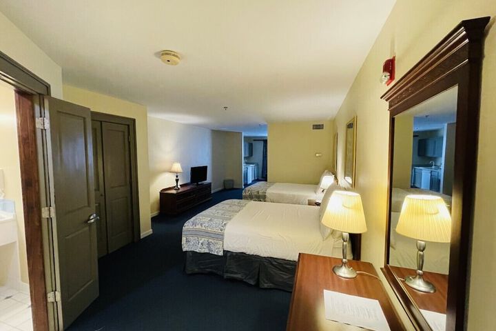 Room 14 of 35