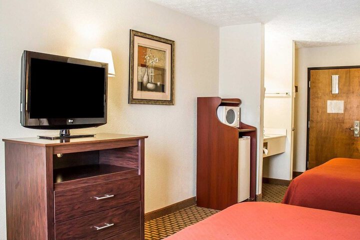Quality Inn Elyria