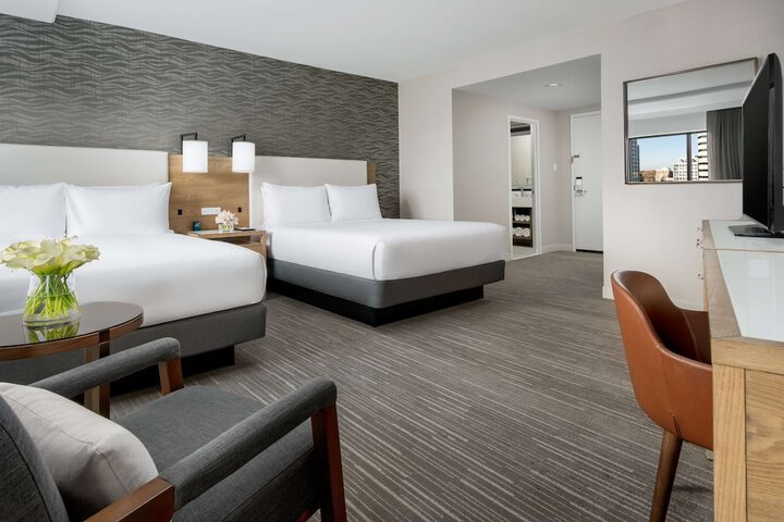 Room 30 of 103