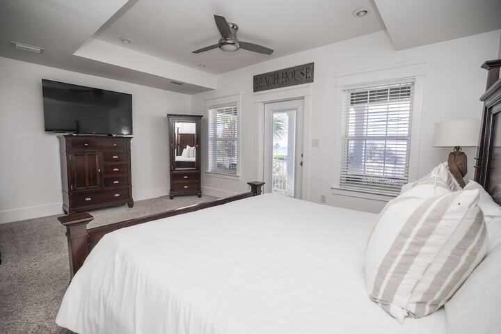 Room 14 of 27