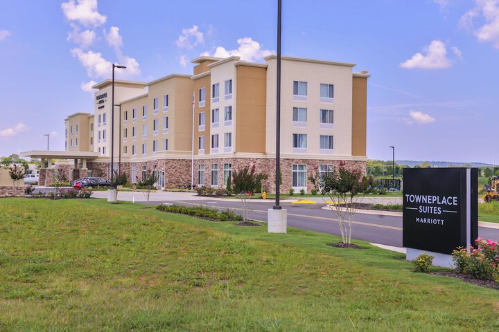 Hotel 2 of 33