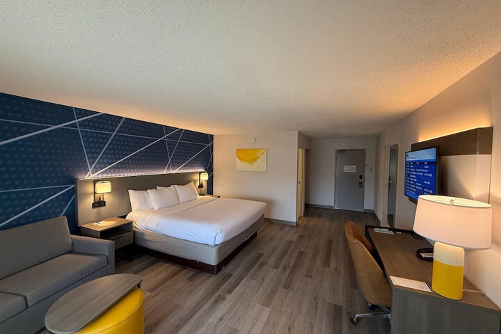 Comfort Inn & Suites Danbury-Bethel