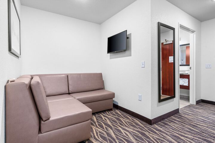 Cobblestone Hotel & Suites - Lynden