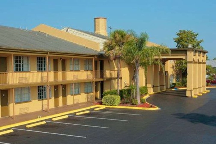 Hotel 2 of 19