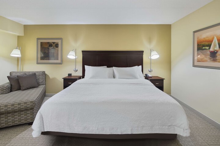 Room 7 of 44
