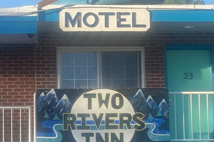 Two Rivers Inn