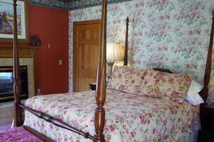 Room 54 of 107