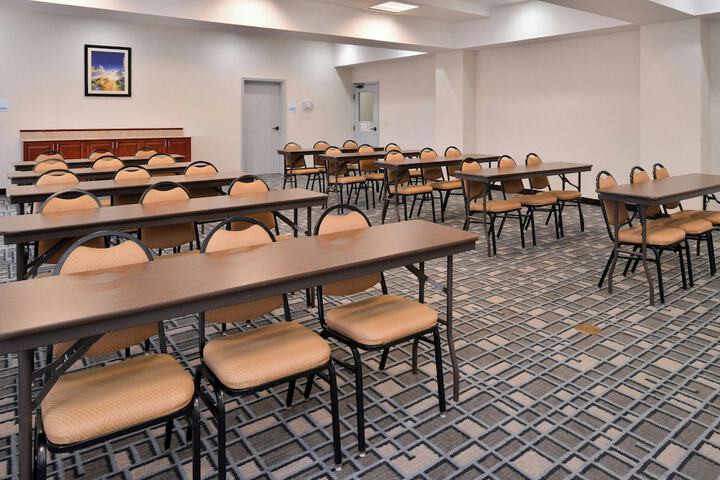 Holiday Inn Express Clanton by IHG
