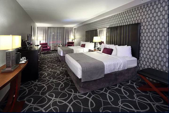 Room 13 of 25