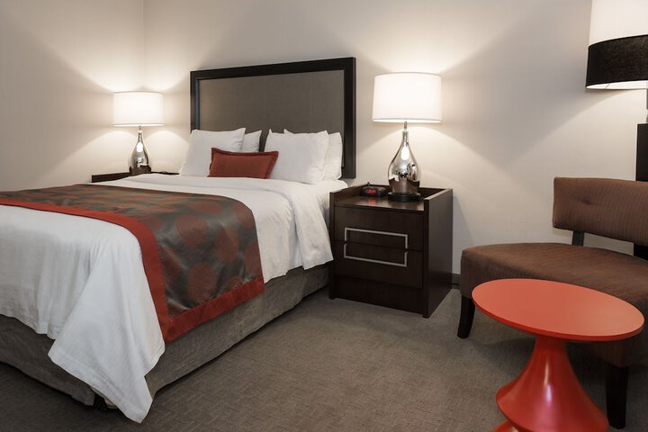 Room 20 of 33