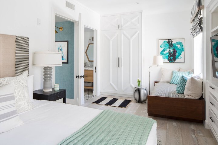 Lido House Autograph Collection