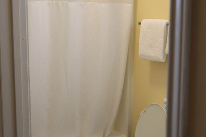Room 32 of 56