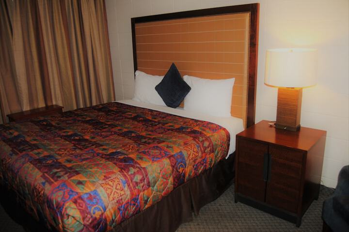 Room 11 of 20
