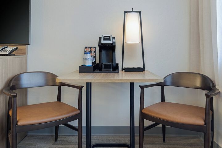 Room 52 of 149