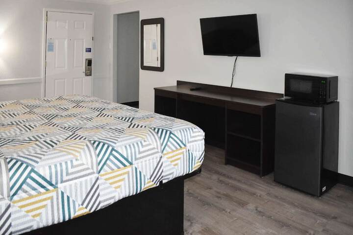 Room 20 of 25