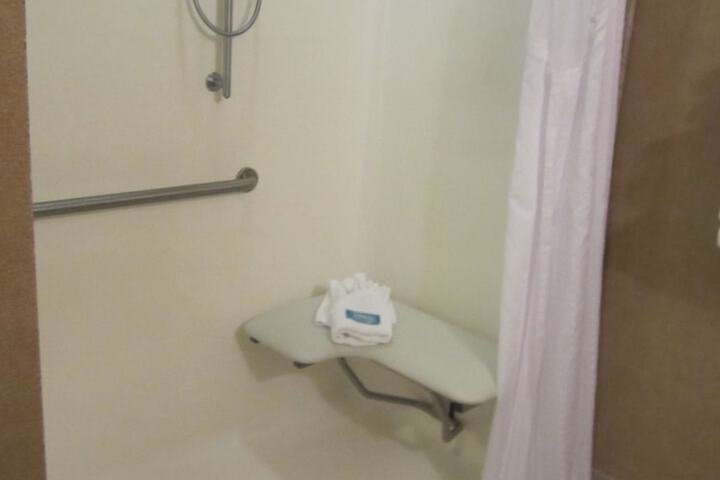 Room 32 of 57