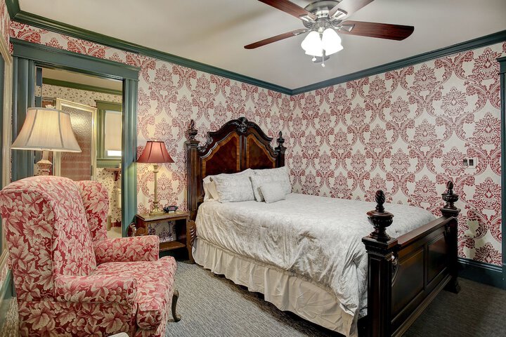 Room 63 of 82