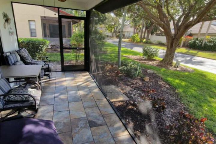 LUX VILLAs on beautiful Palmer Ranch