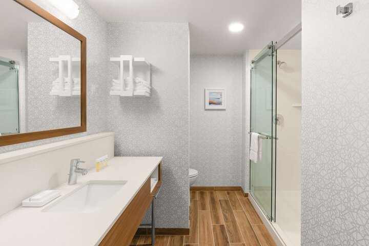 Room 20 of 34