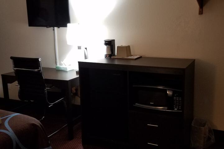 Room 14 of 22