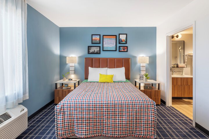 Uptown Suites Extended Stay Miami FL – Homestead