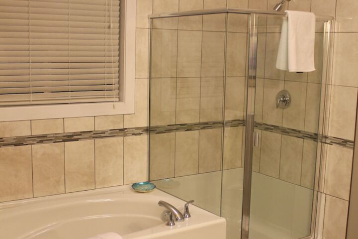 Brookside Inn Boutique Hotel