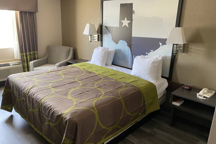 Room 29 of 36