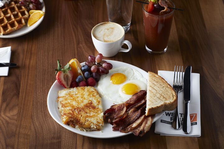 Breakfast/Coffee Service 75 of 100