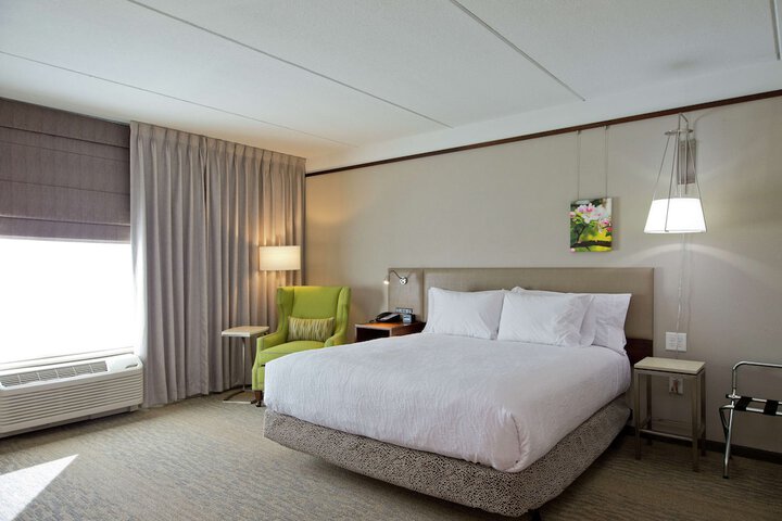 Room 17 of 68