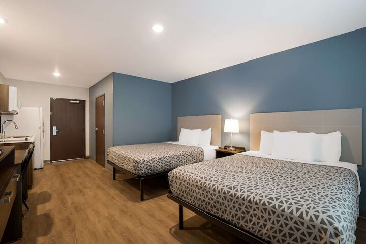 WoodSpring Suites Moreno Valley