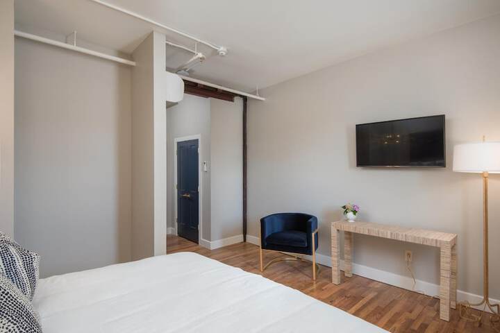 Room 20 of 36